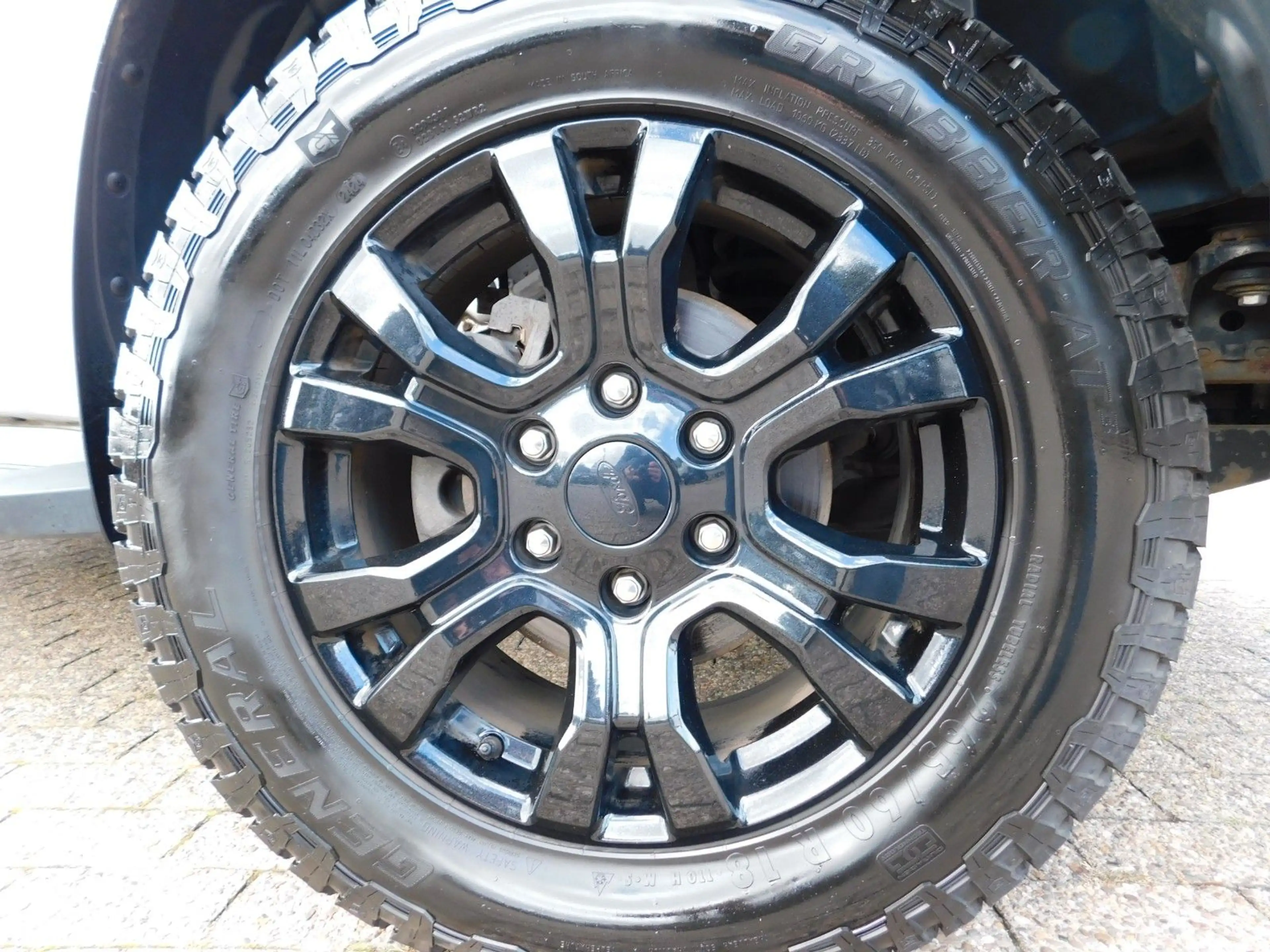 Ford Ranger RANGER WILDTRAK Doppelkabine 4x4 Bi-Turbo Autom. — photo 3