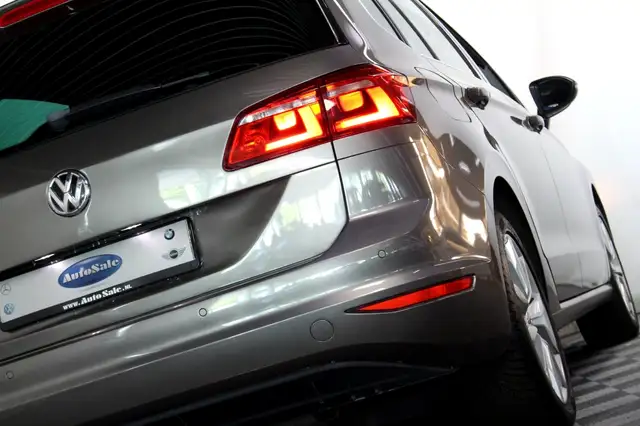 Volkswagen Golf Sportsvan view 25
