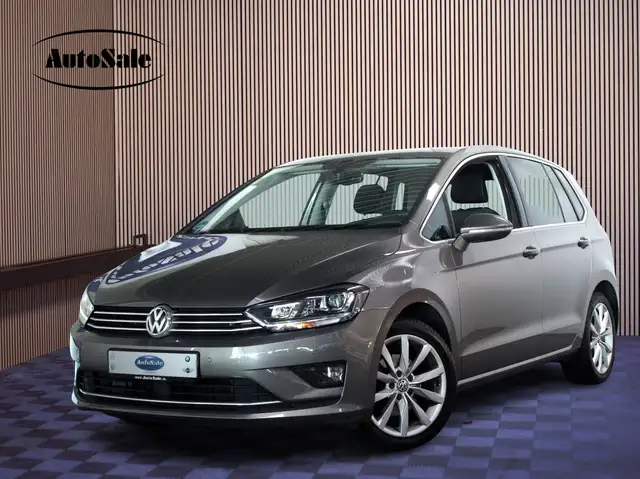 2015 Volkswagen Golf Sportsvan in Beige for sale