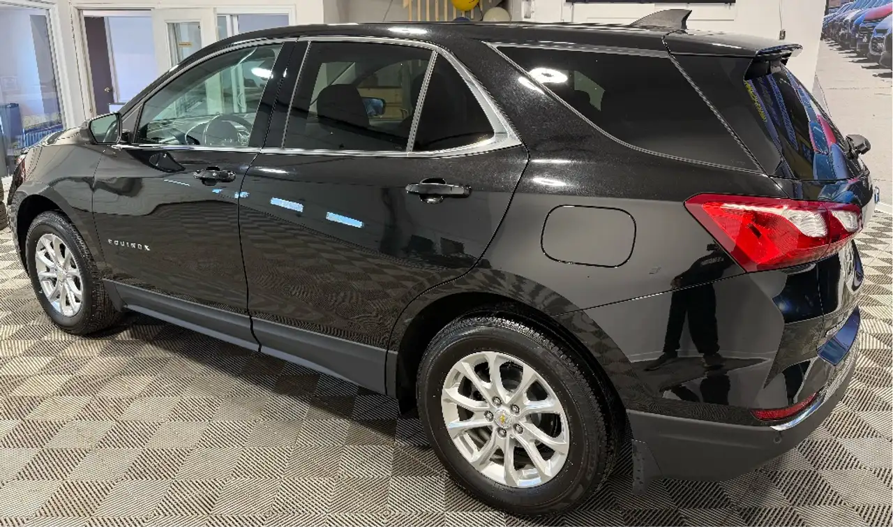 Chevrolet Equinox снимка Chevrolet Equinox