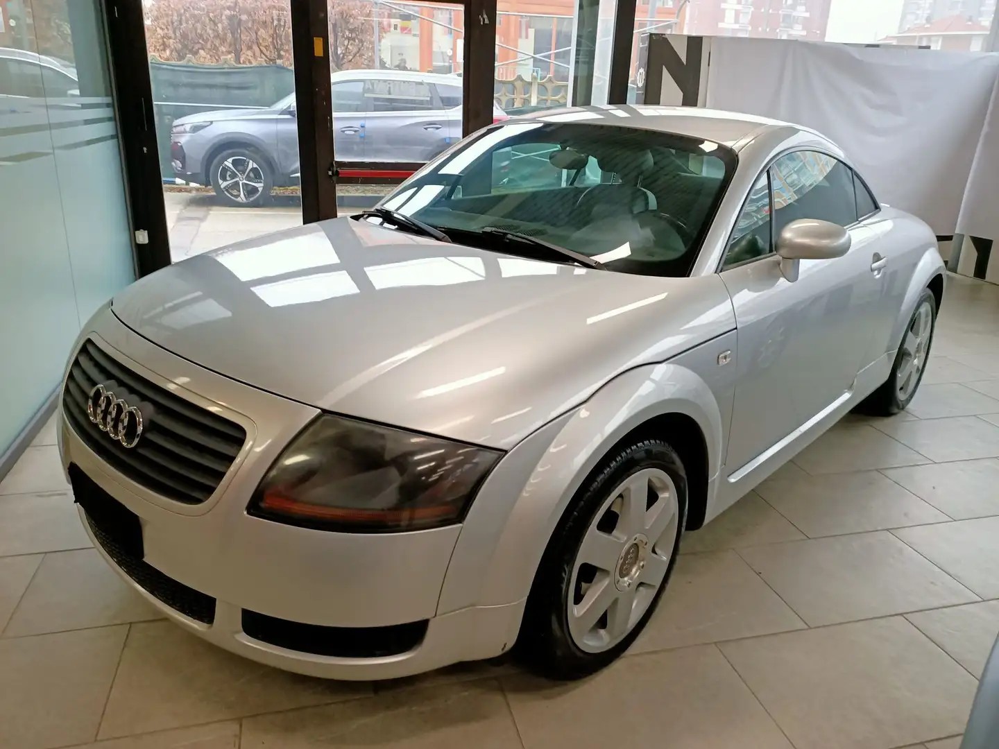 Audi TT 1ª serie Coupé 1.8 T 20V 179 CV cat Silber - 1