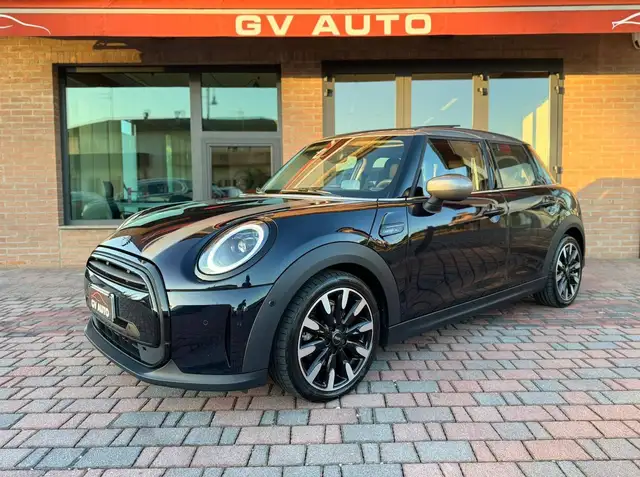 MINI Cooper Mini IV F55 2021 5p 5p 1.5 Camden auto