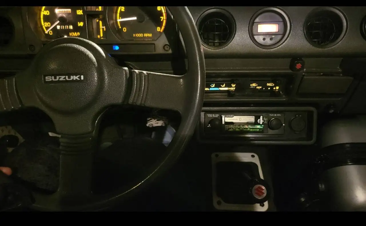 Suzuki SJ 413 JX ( Luxe ), foto 8