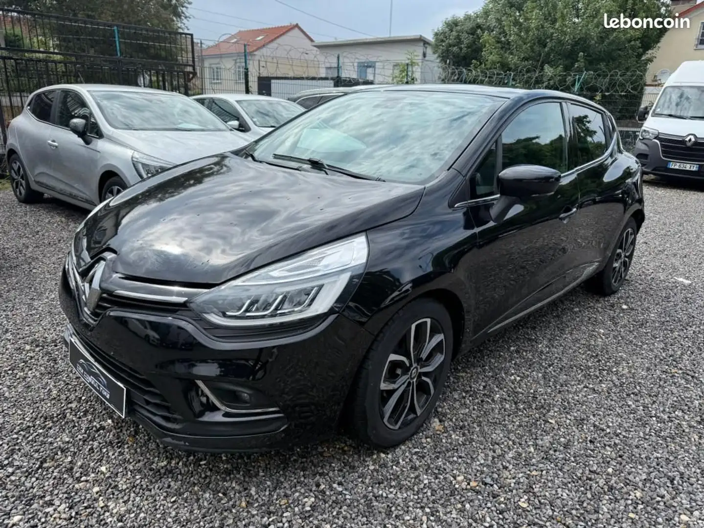 Renault Clio IV dCi 90 Energy Intens Noir - 2
