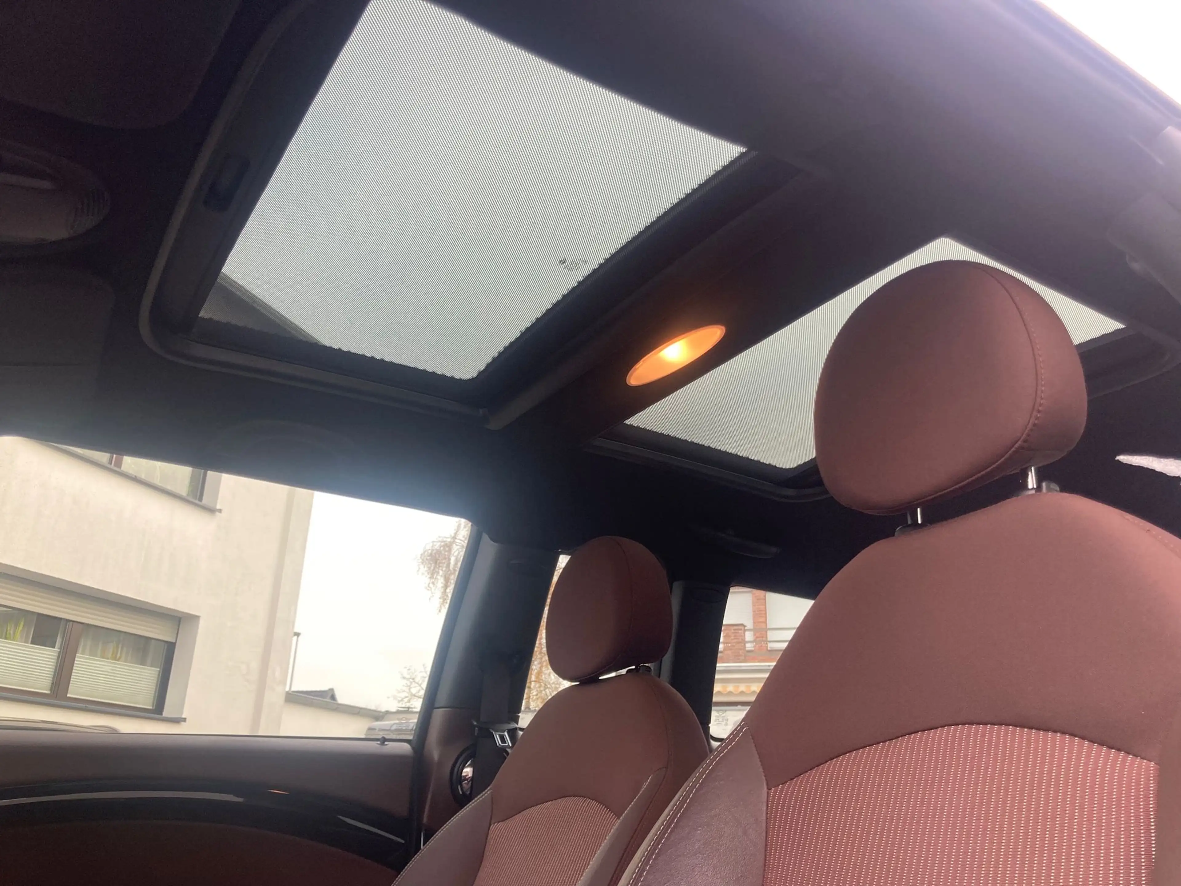MINI Cooper Clubman Cooper — photo 14