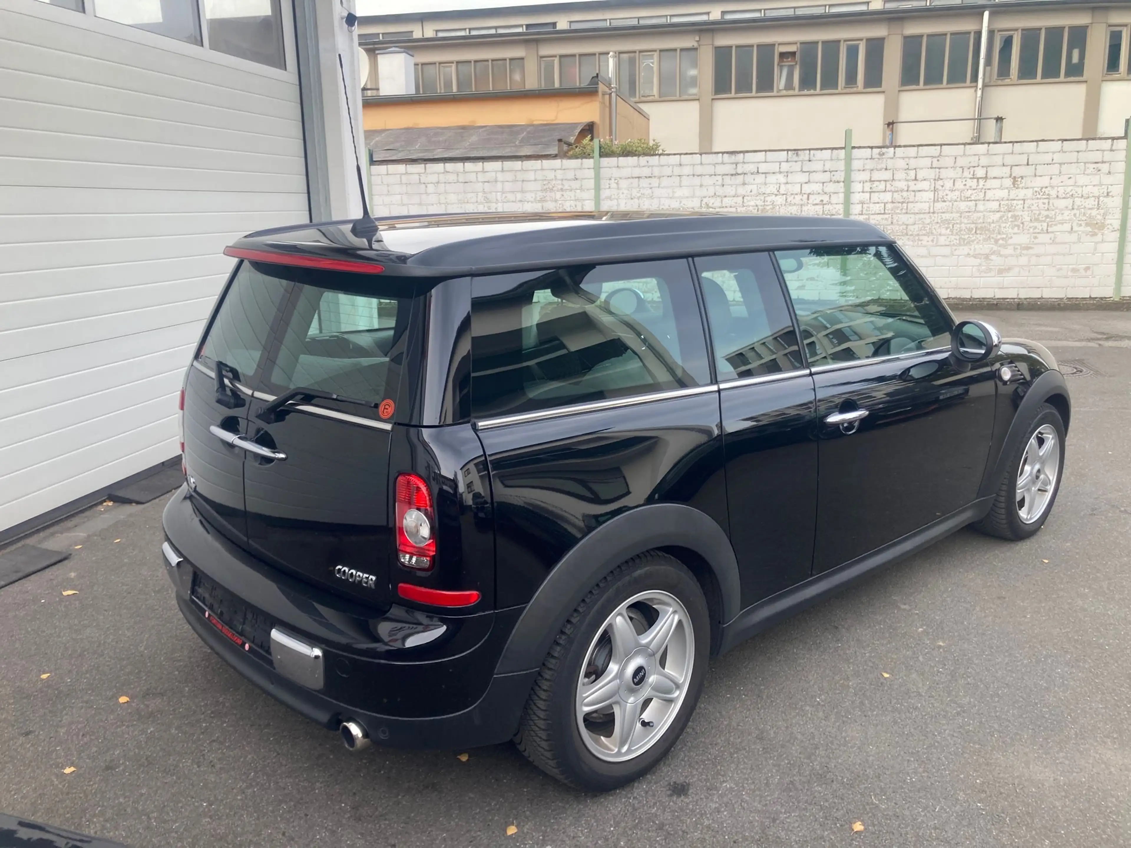 MINI Cooper Clubman Cooper — photo 2