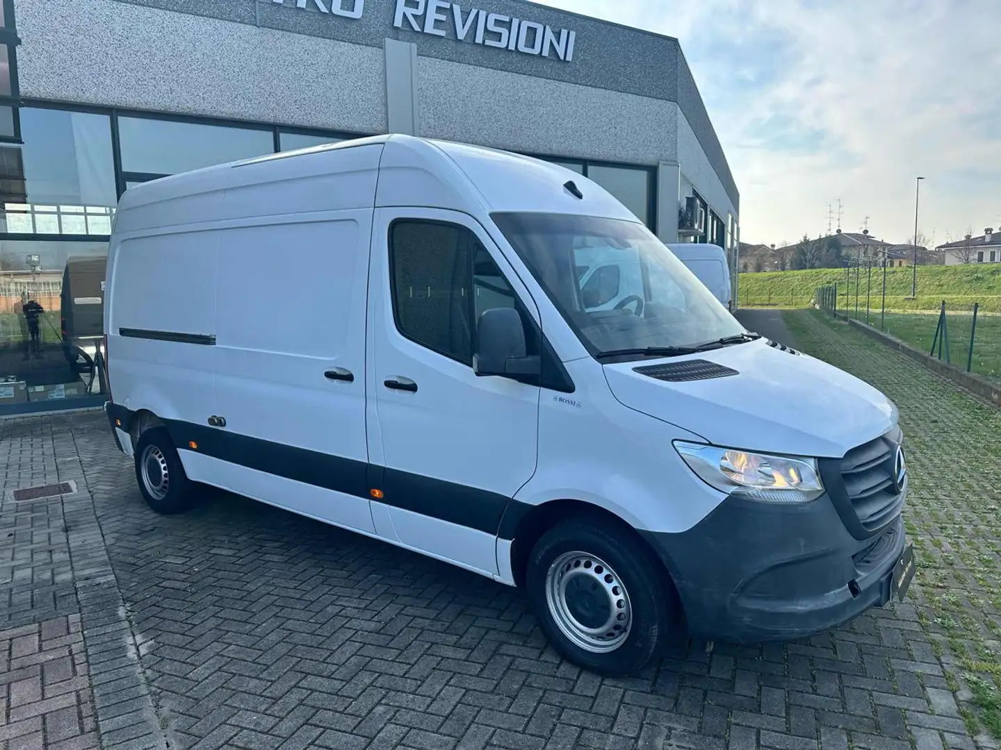 Mercedes-Benz Sprinter F39/33 311 CDI FWD L2 H2 TN Furgone Blanc - 2