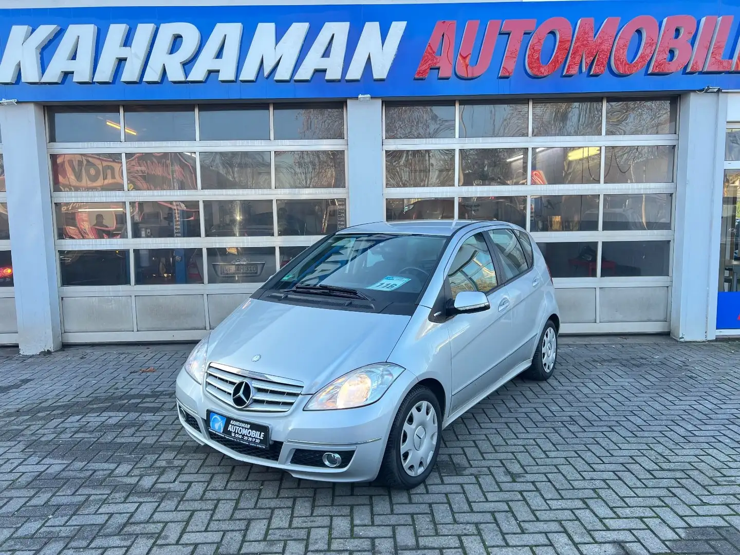 Mercedes-Benz A 180 A A 180 Silber - 1