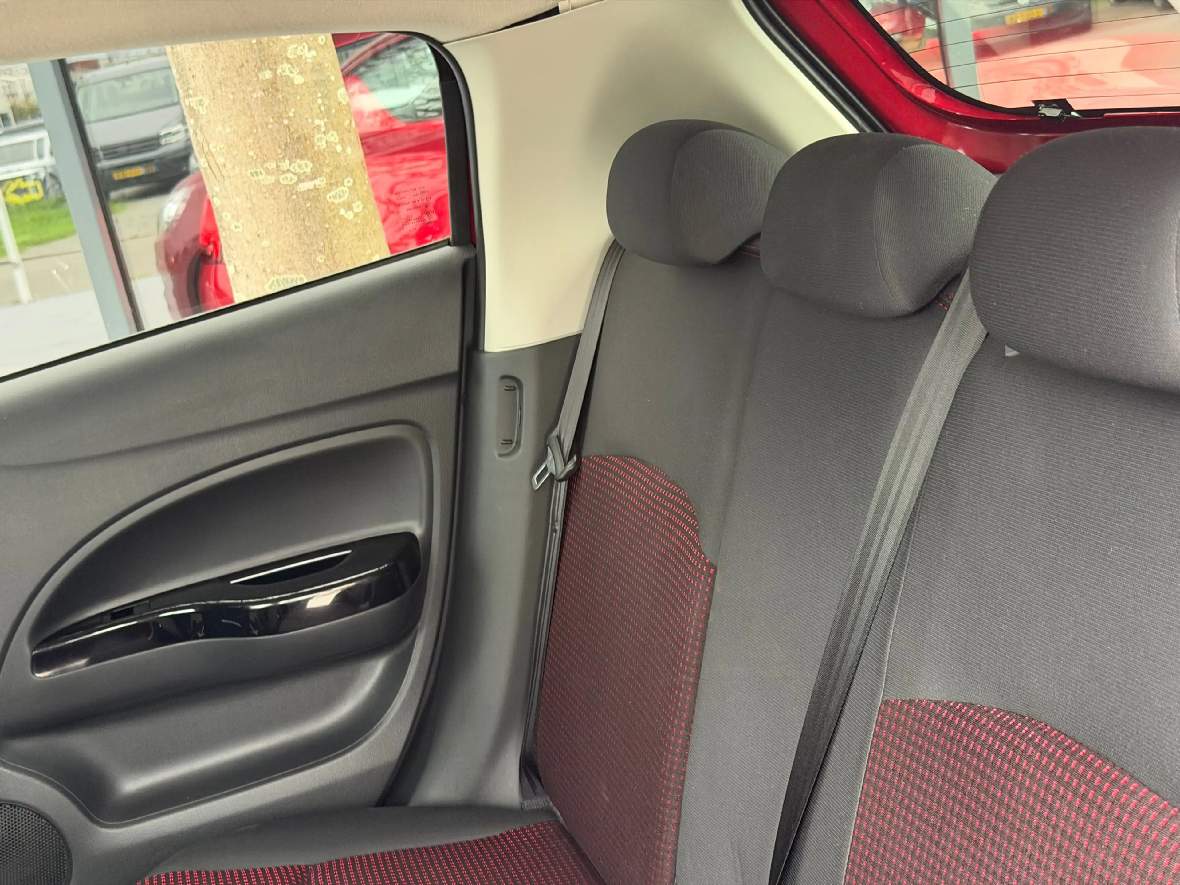 Mitsubishi Space Star 1.2 Advance/Automaat/airco/Carplay/Stoelverwarming — photo 10