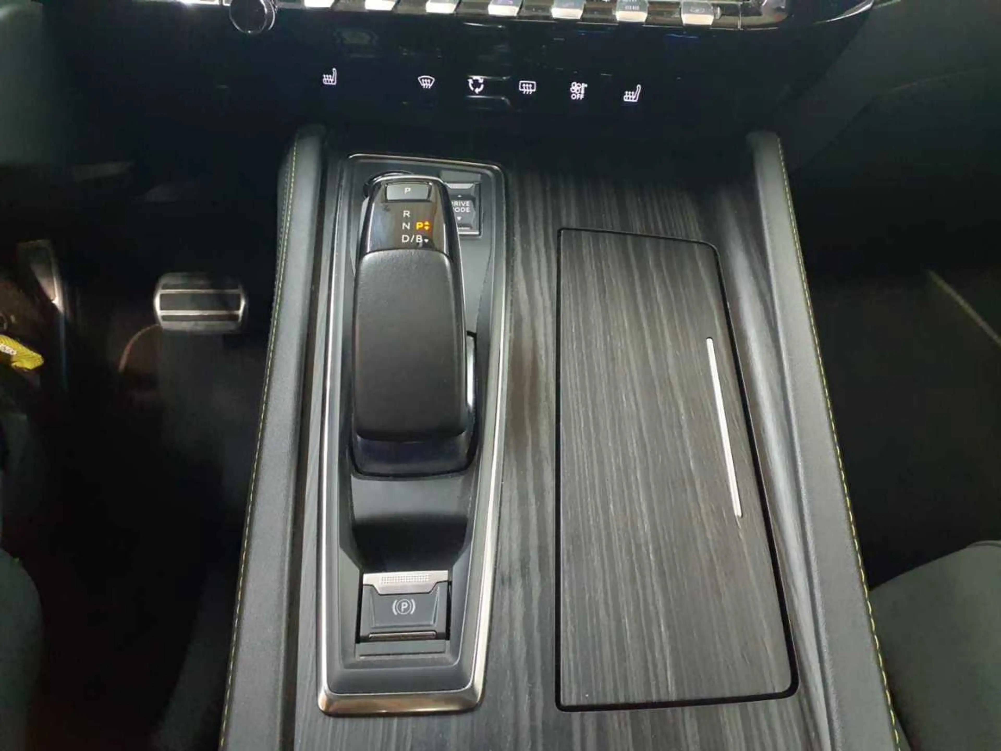 Peugeot 508 508 SW Hybrid PEUGEOT SPORT Pano — photo 10