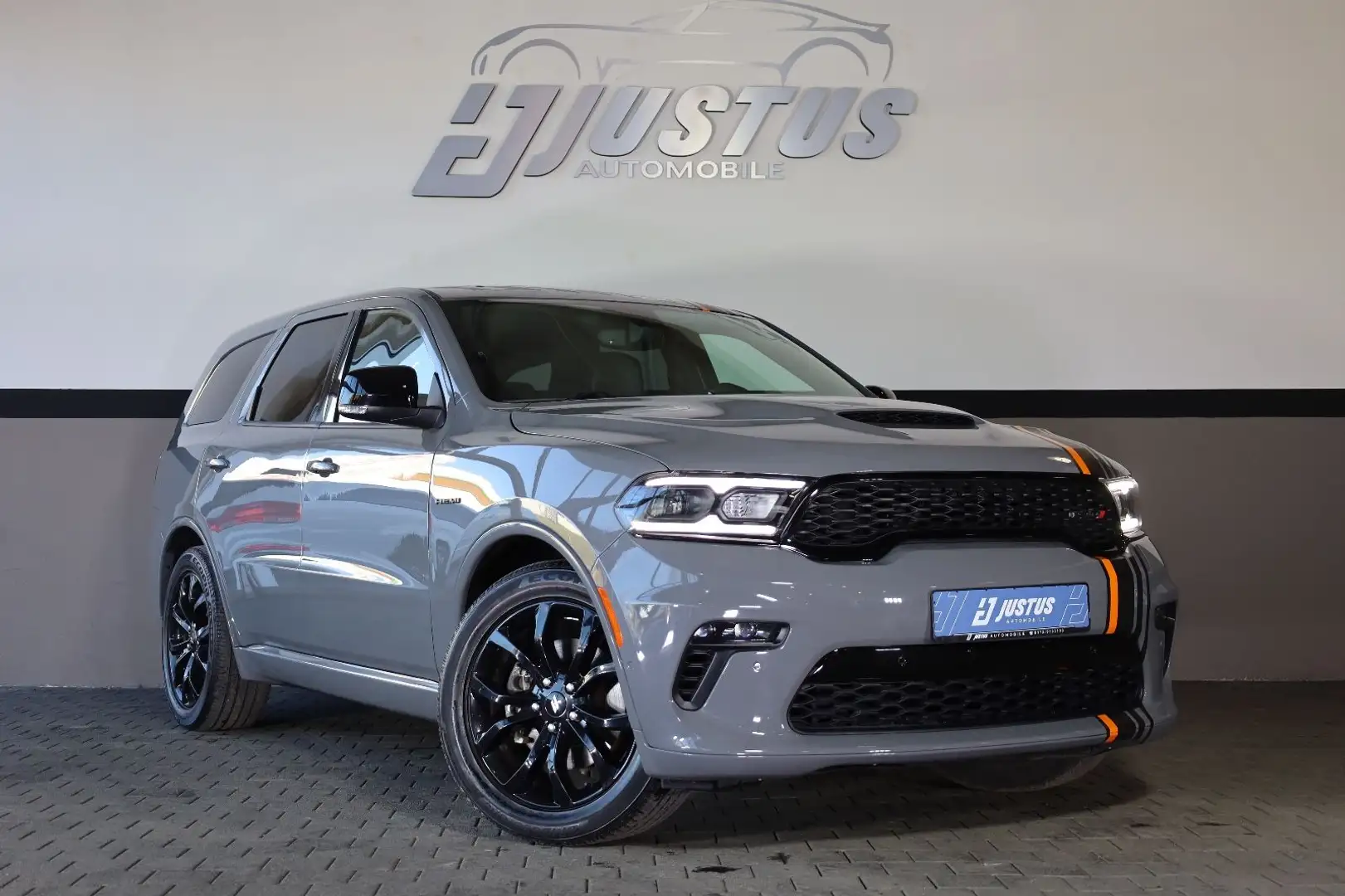Dodge Durango 5.7 R/T/BRCGAS/AHK/6-Sitzer/NAVI/SBL/R20 Gri - 1