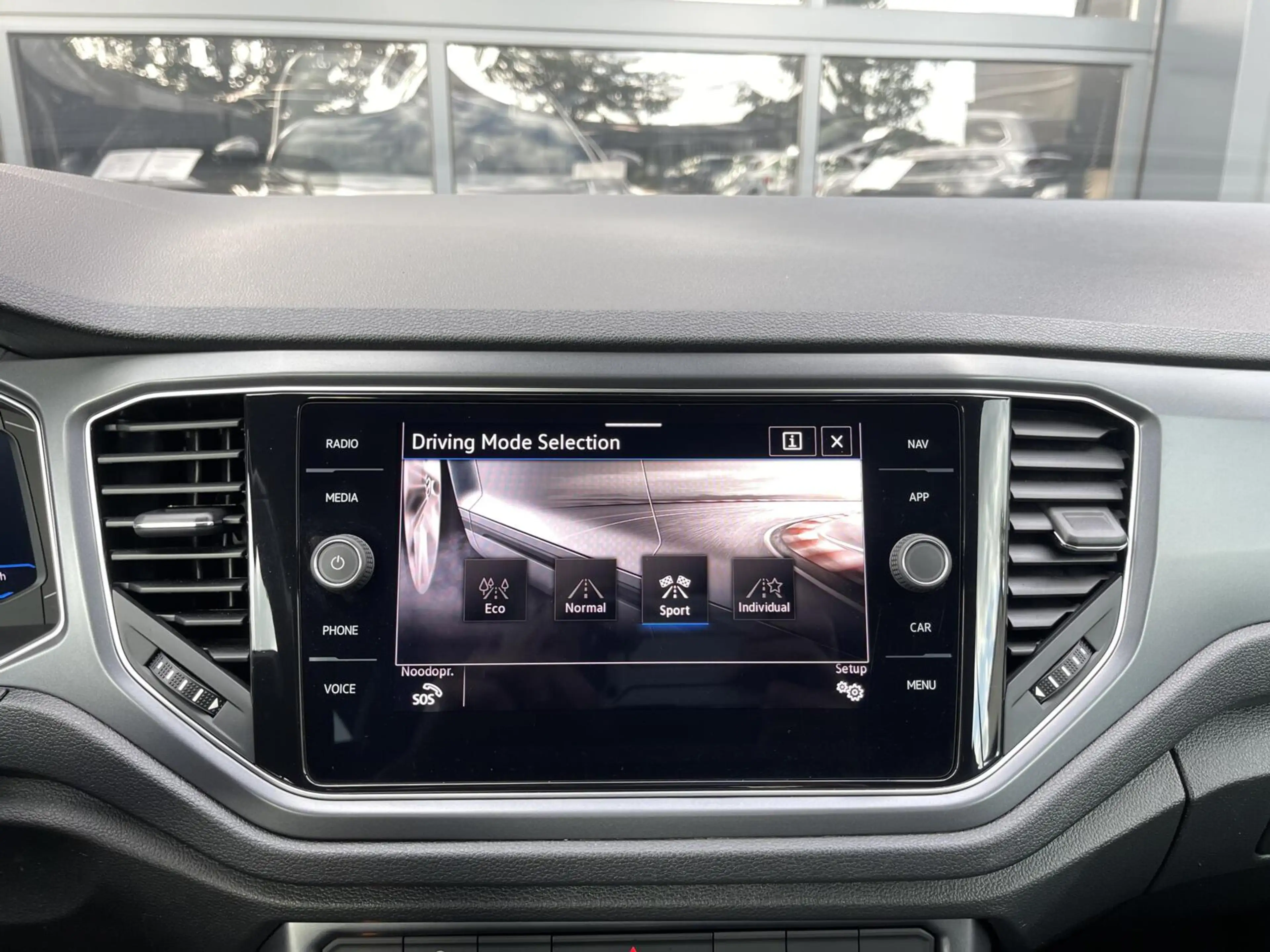 Volkswagen T-Roc Cabrio 1.5 TSI R-Line AUT. TREKHAAK|DIGITAAL COCKP — photo 26