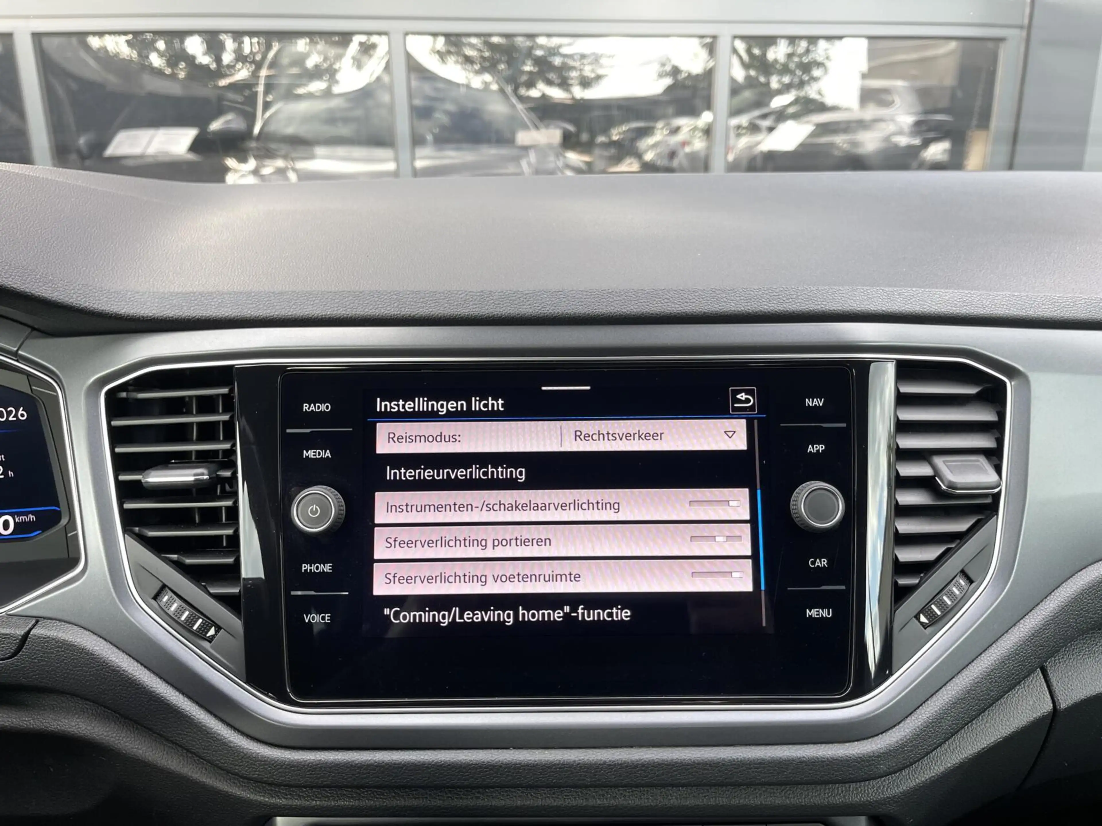 Volkswagen T-Roc Cabrio 1.5 TSI R-Line AUT. TREKHAAK|DIGITAAL COCKP — photo 30
