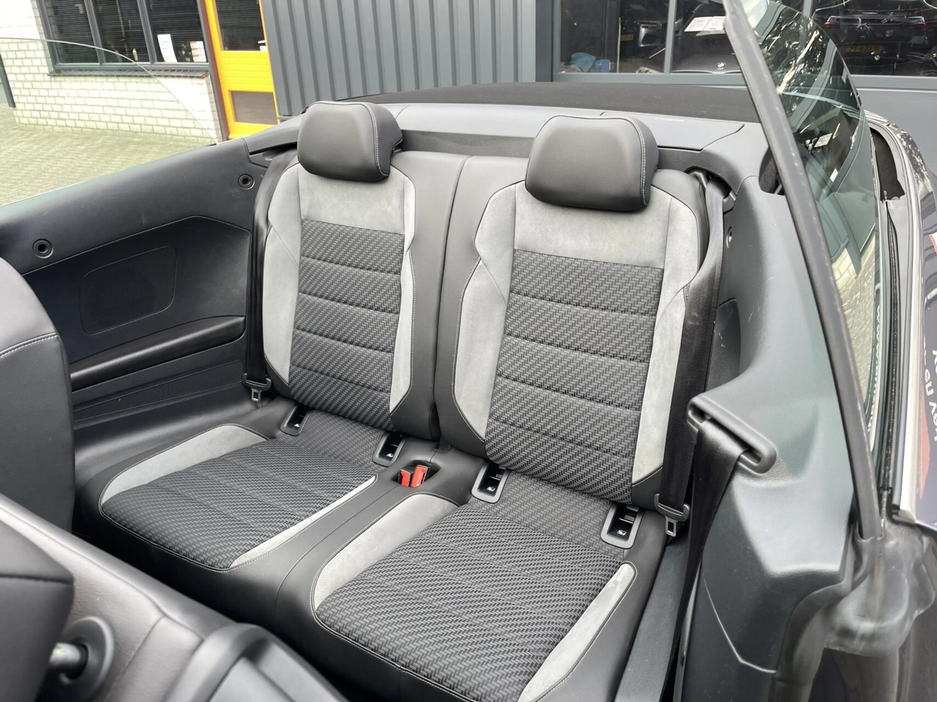 Volkswagen T-Roc Cabrio 1.5 TSI R-Line AUT. TREKHAAK|DIGITAAL COCKP — photo 22