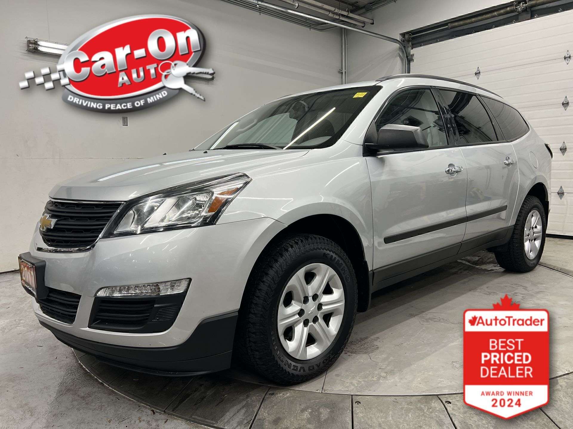 Silver 2017 Chevrolet Traverse SUV / Crossover Front-Wheel Drive Automatic