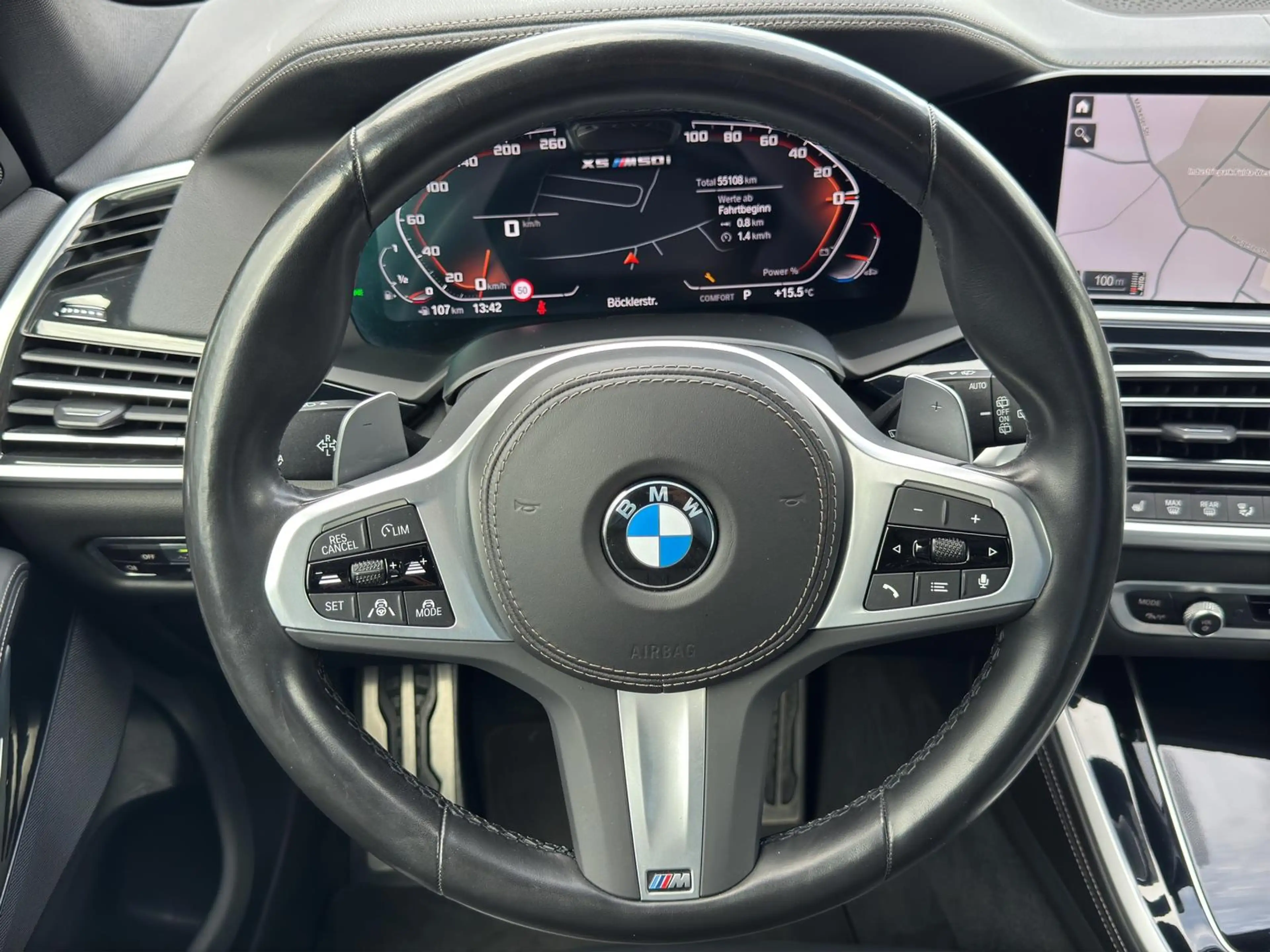 BMW X5 M50i Laser Pano DrivAssProf Standheiz AHK3,5t — photo 14