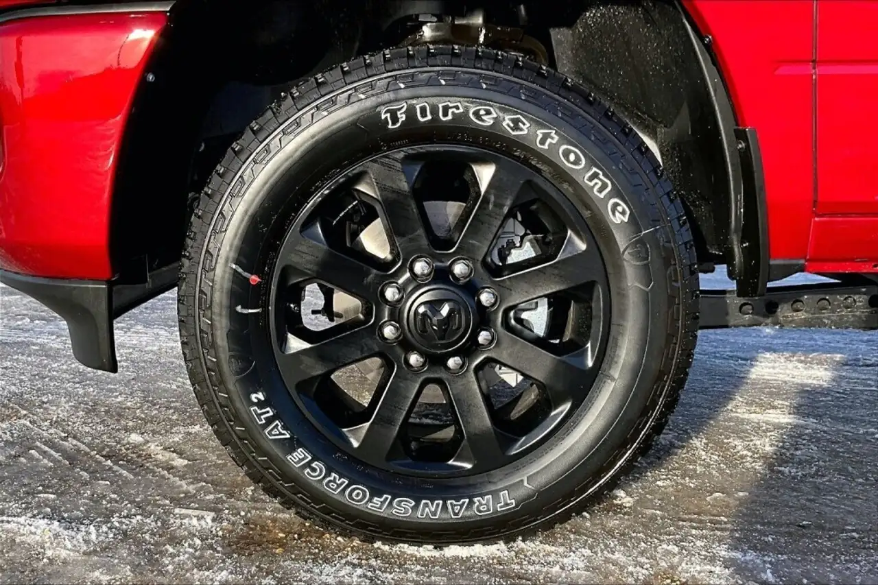 RAM 2500 снимка RAM 2500