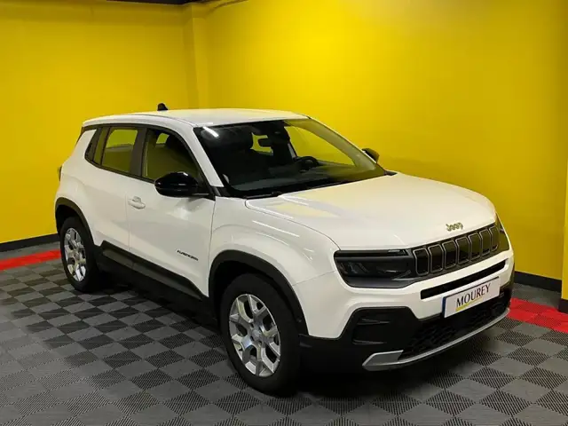 Jeep Avenger view 10