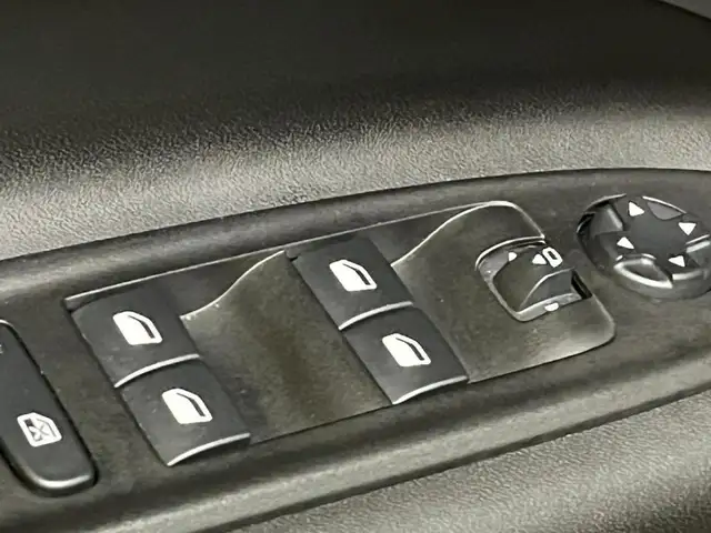 Jeep Avenger view 17