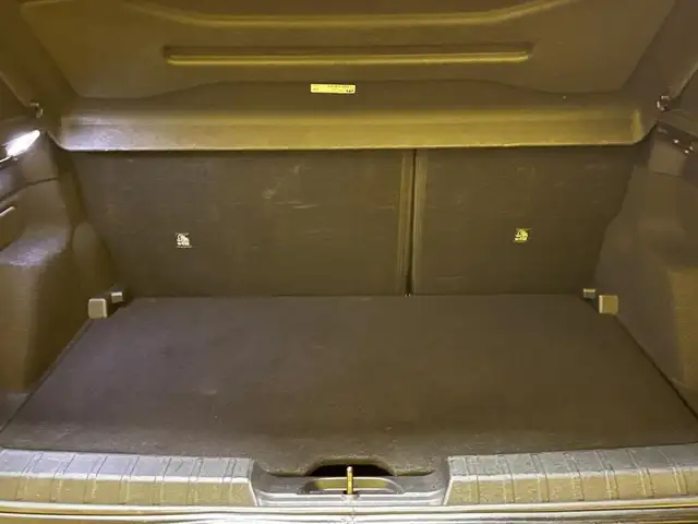 Jeep Avenger view 16