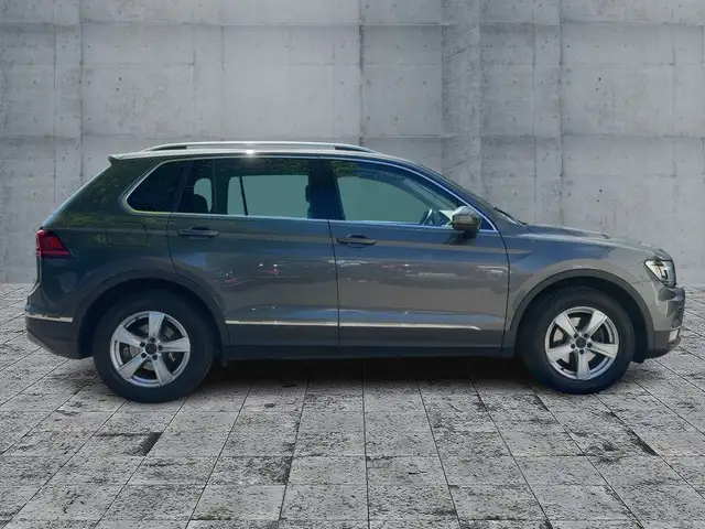 Volkswagen Tiguan view 7