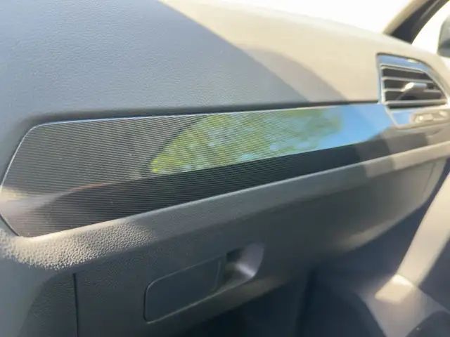 Volkswagen Tiguan view 16
