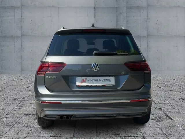 Volkswagen Tiguan view 5