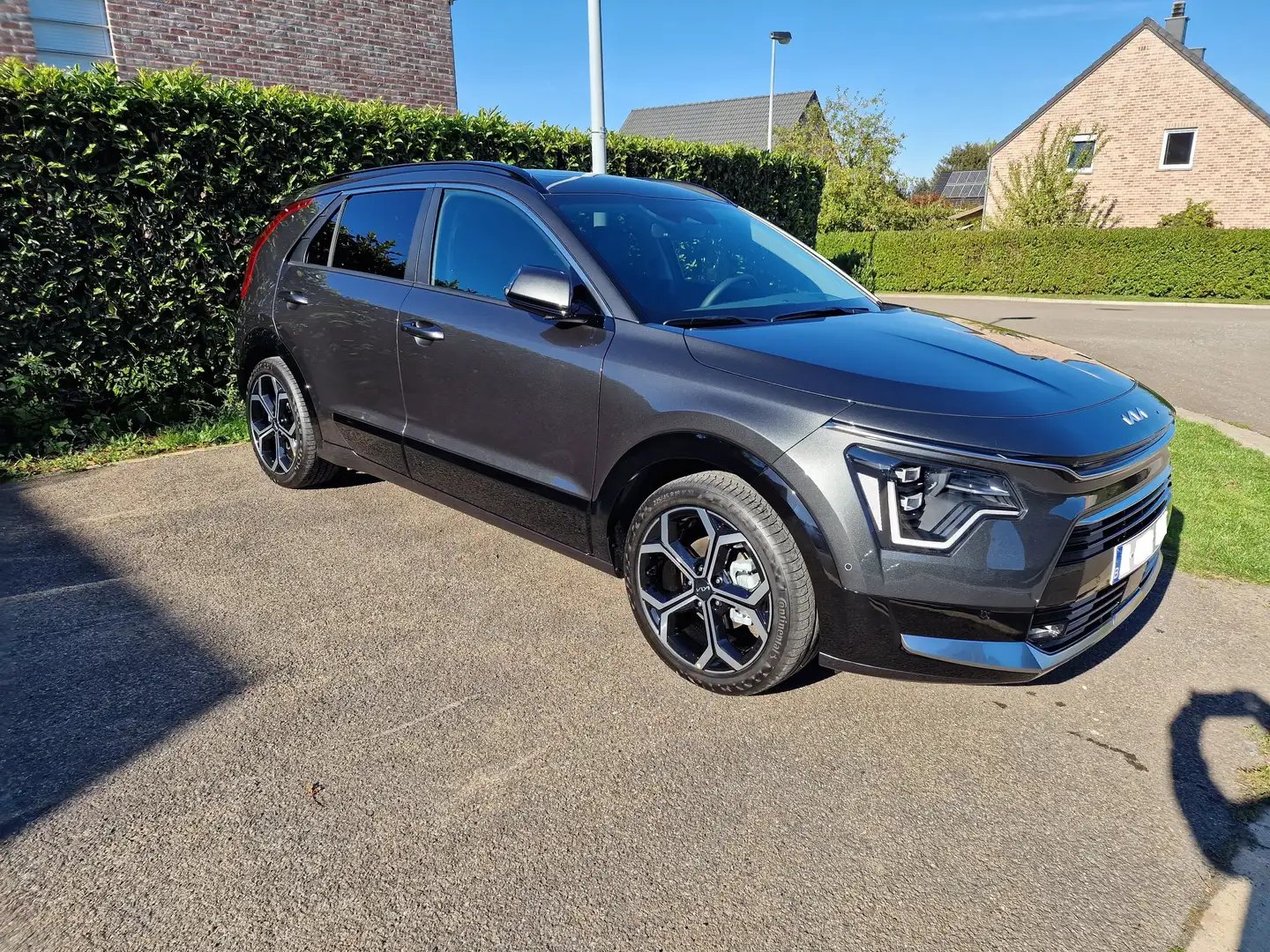 Kia Niro Niro PHEV 1.6 GDi Pace DCT Grijs - 1
