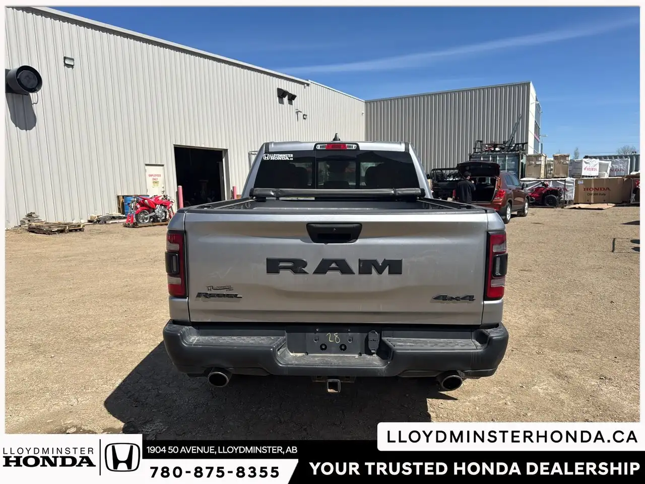 RAM 1500 снимка RAM 1500
