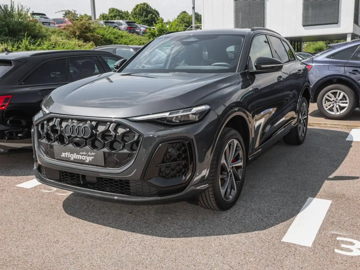 Audi Q5 TDI quattro 360°+MATRIX+Standhzg+AHK+ALU-20´ Grijs - 1
