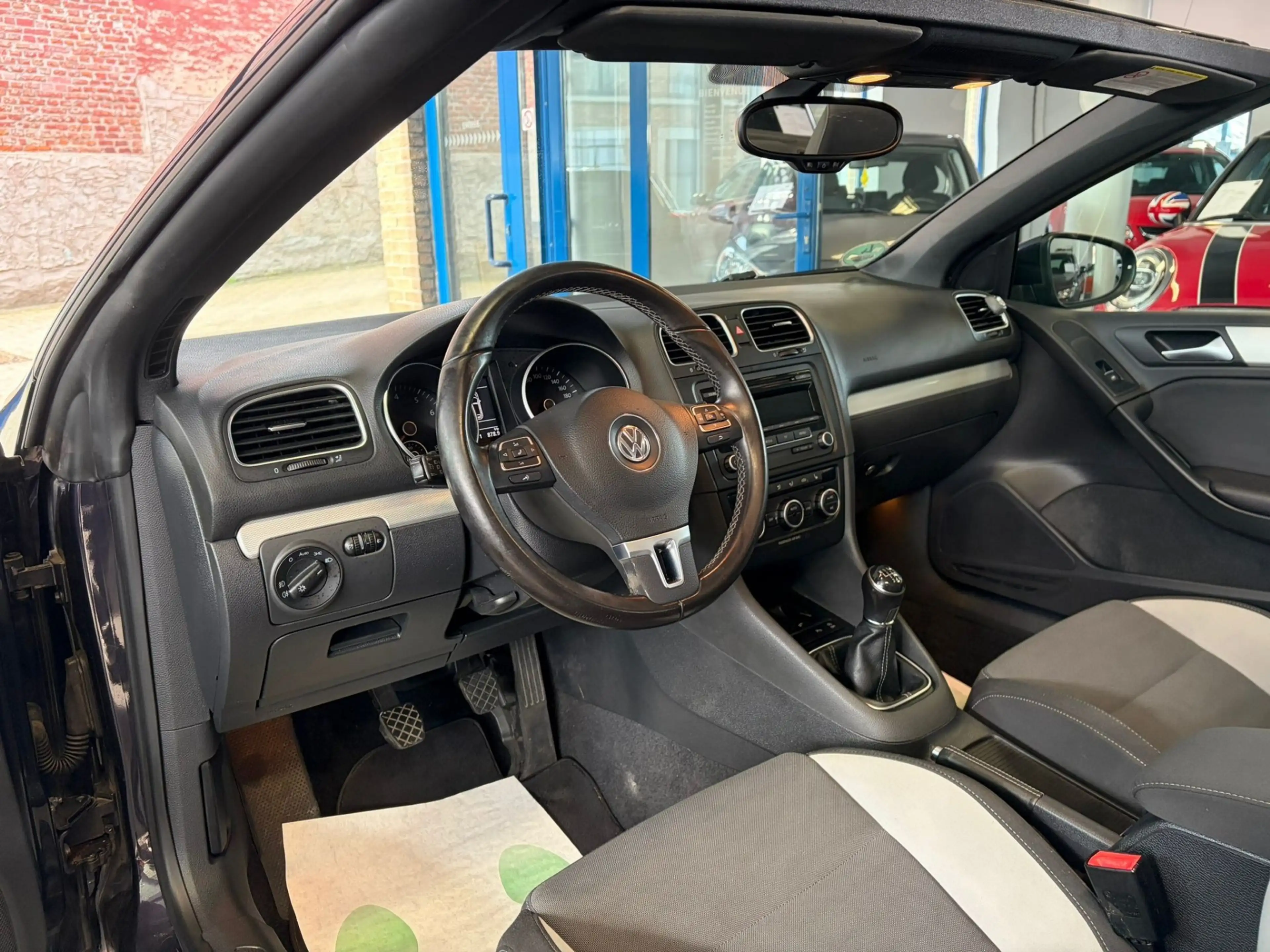 Volkswagen Golf Cabriolet Golf Cabriolet Édition Life GARANTIE — photo 4