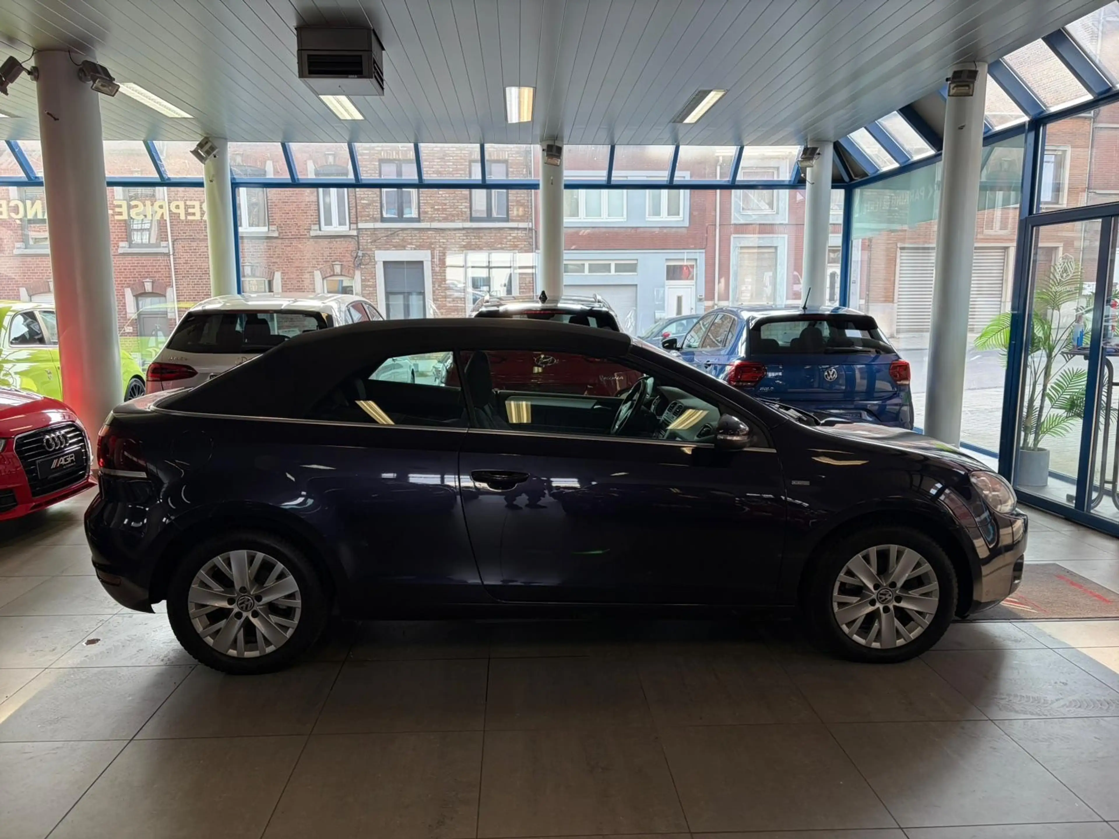 Volkswagen Golf Cabriolet Golf Cabriolet Édition Life GARANTIE — photo 18