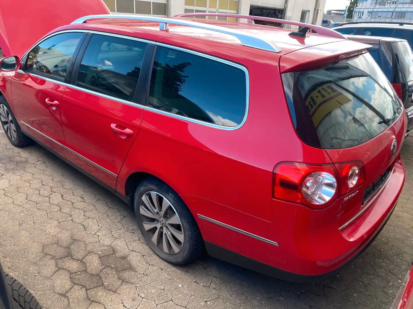 Volkswagen Passat Variant 1,8 Rojo - 2