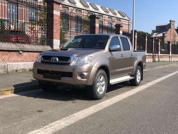 3.0 D-4D 4WD SR Antarctica