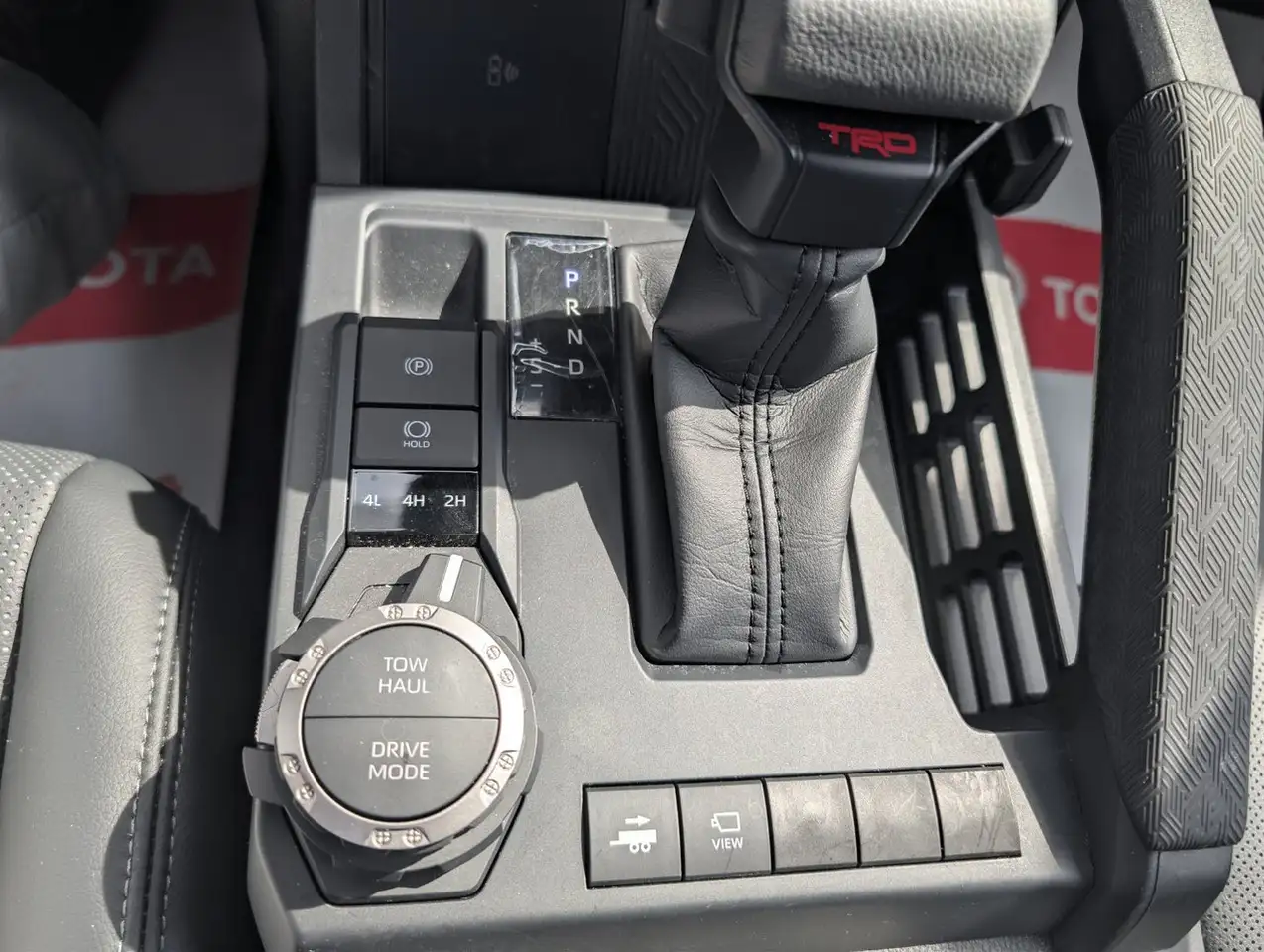 Toyota Tacoma снимка Toyota Tacoma