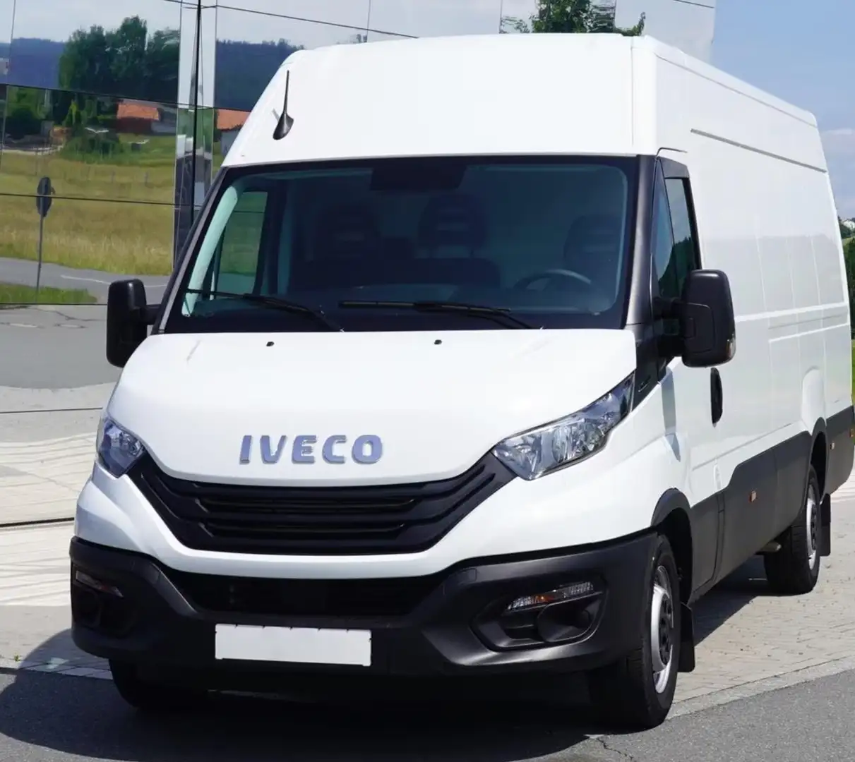 Iveco Daily 35S16V Maxi 4100L H2 L4 auch andere kurzfristig Blanc - 1