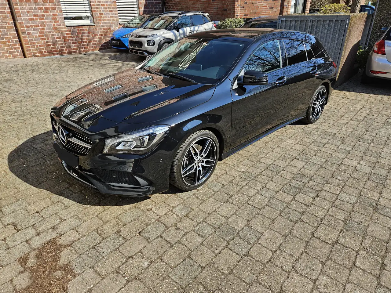 Mercedes-Benz CLA 200