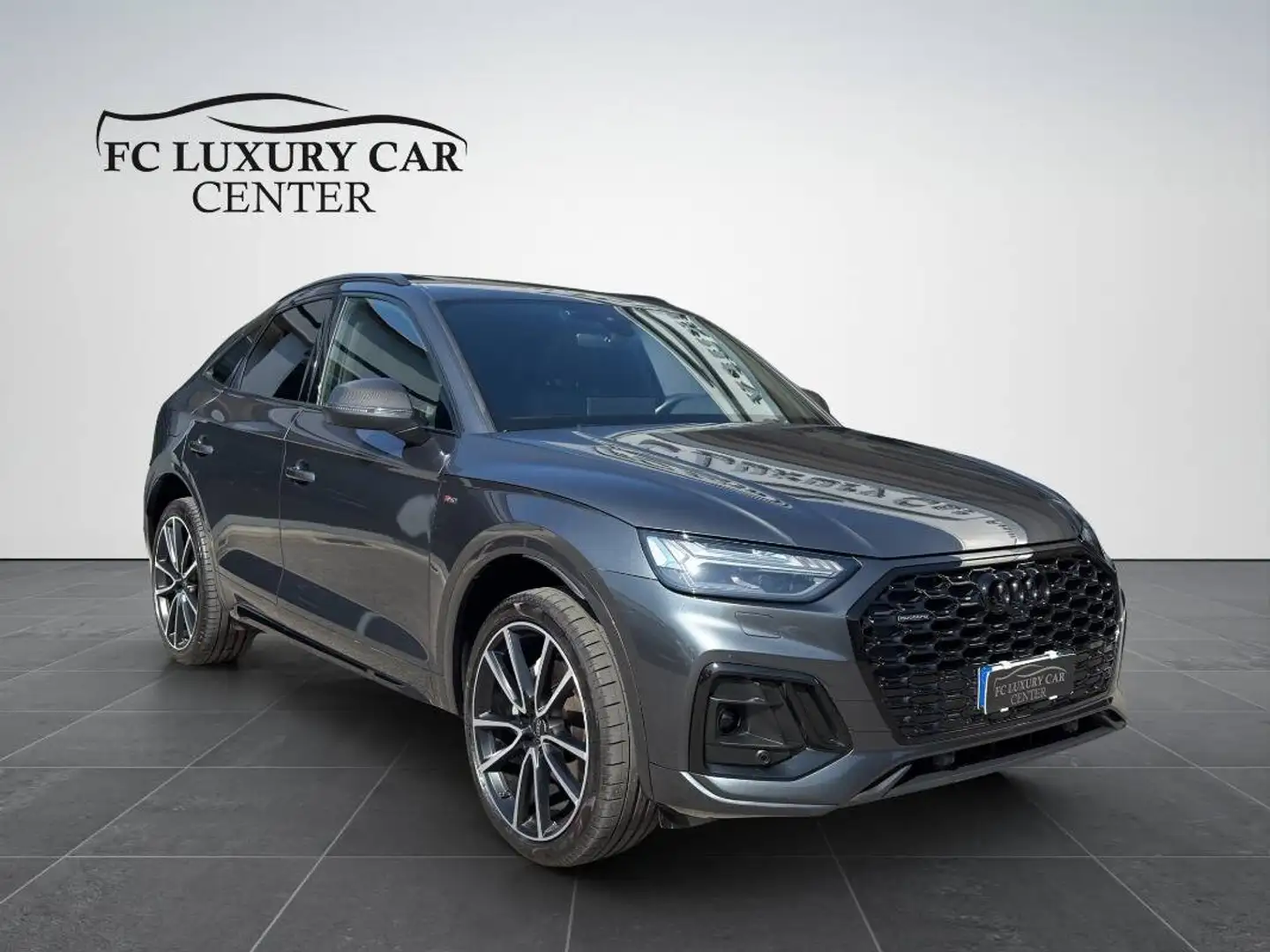 Audi Q5 2.0 tdi 204CV S line Plus Sportback SPB Full Gris - 1
