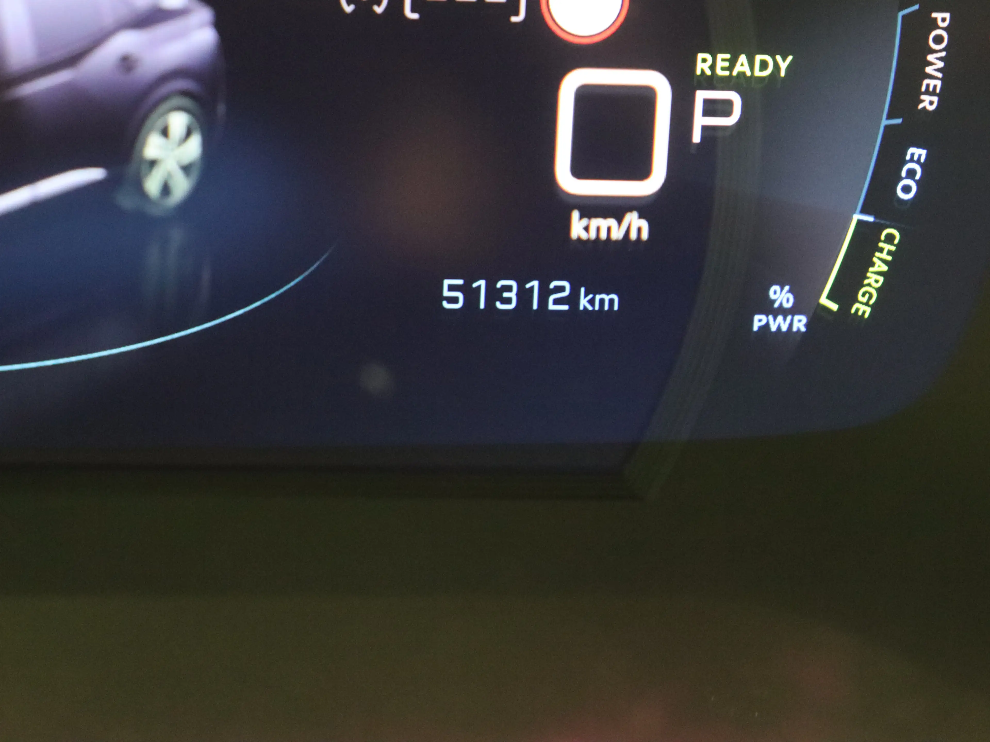 Peugeot e-2008 EV Allure 50 kWh YP — photo 9