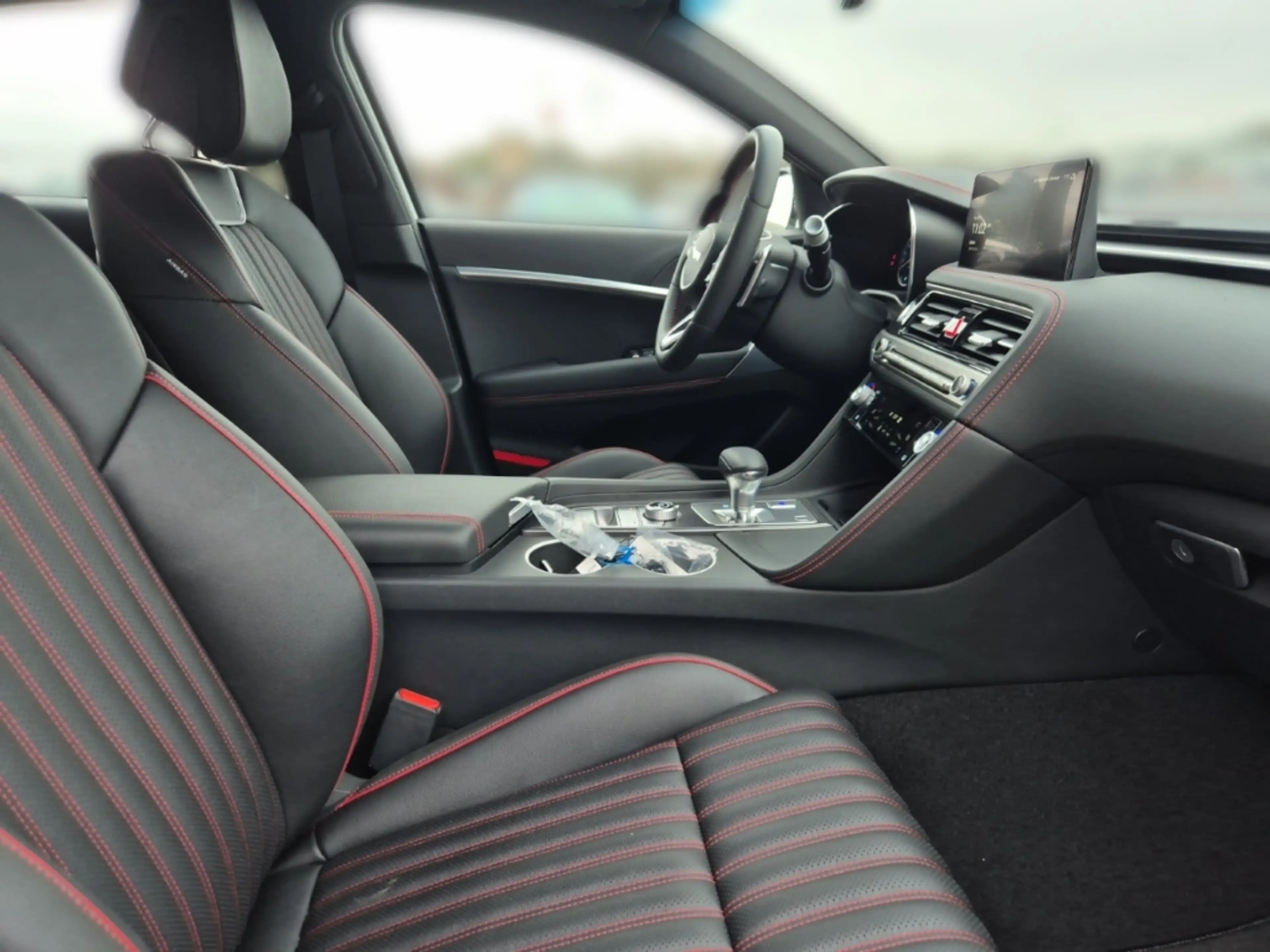 Genesis G70 Shooting Brake Sport 4WD — photo 15