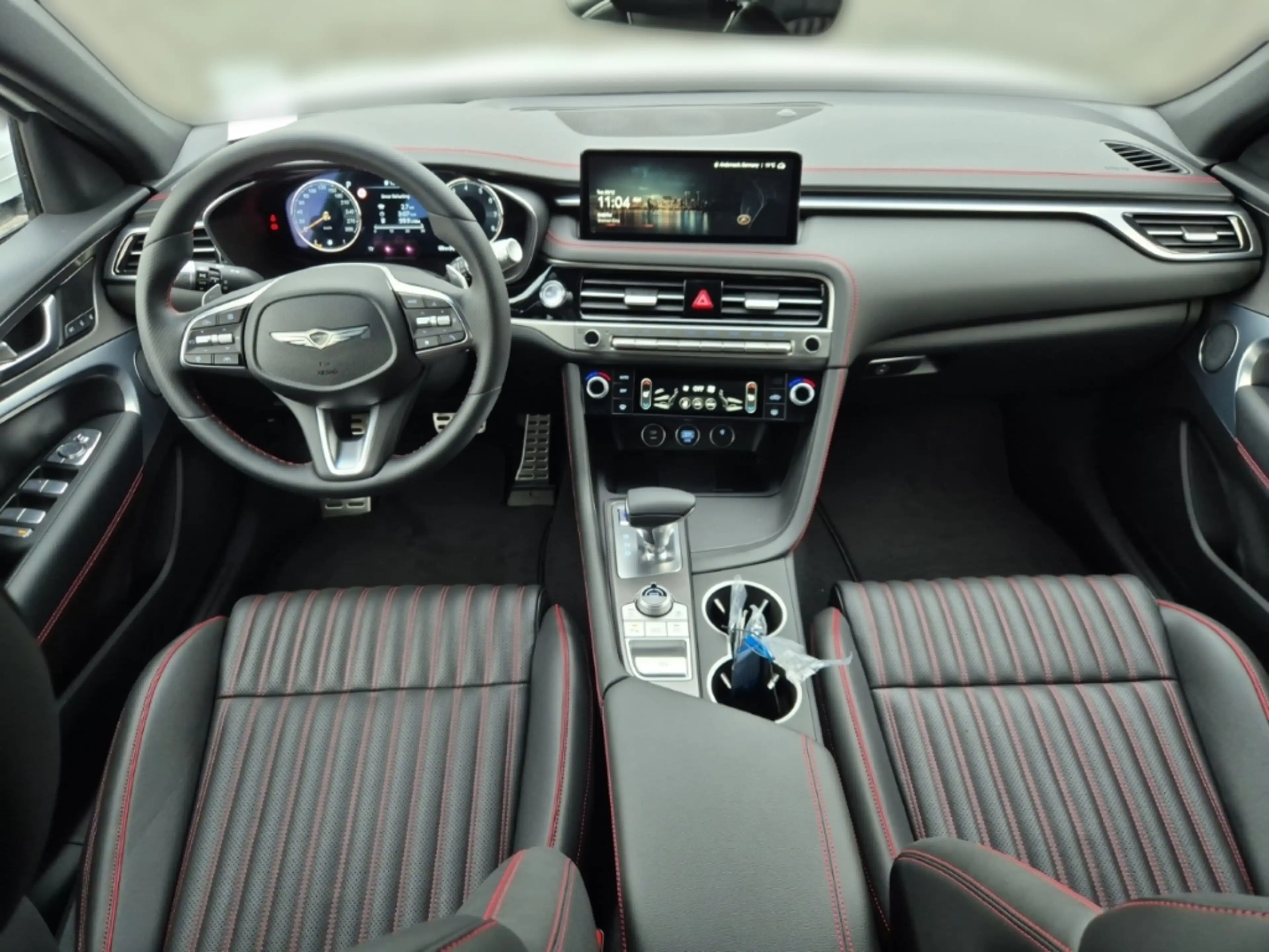 Genesis G70 Shooting Brake Sport 4WD — photo 12