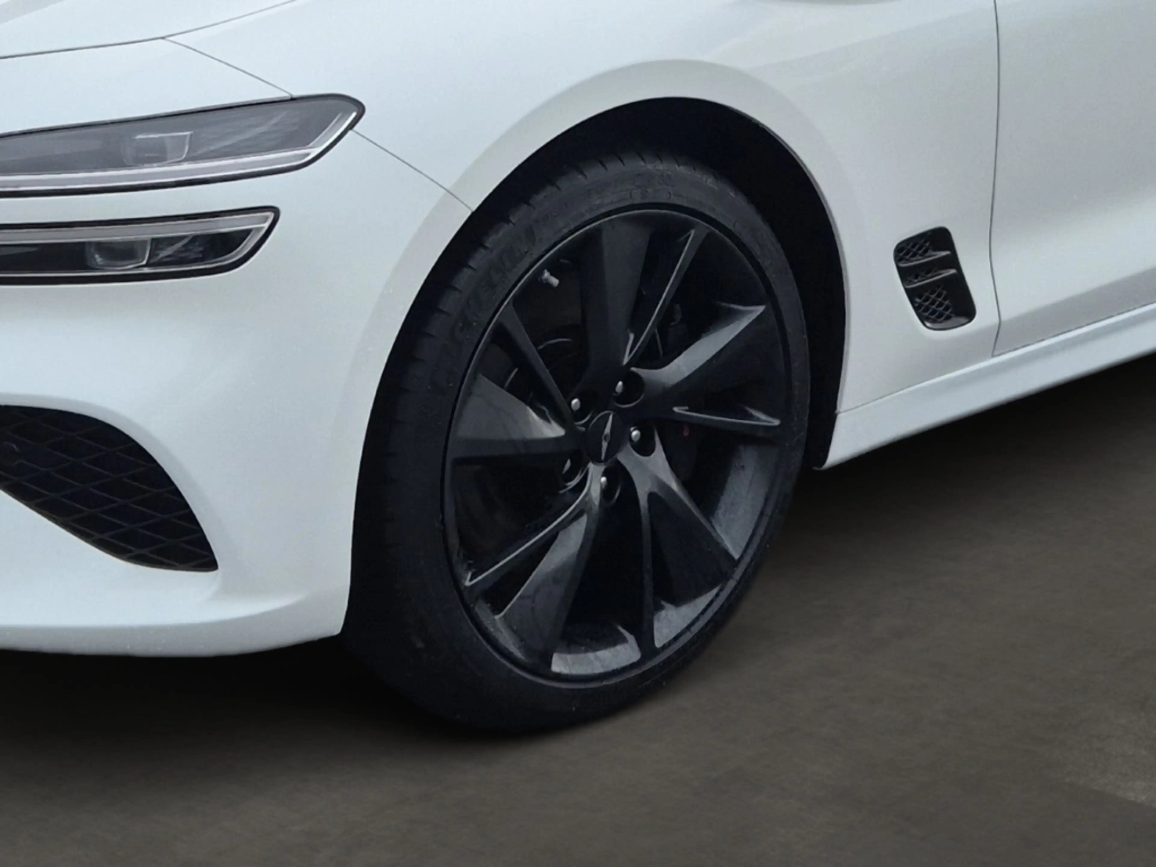 Genesis G70 Shooting Brake Sport 4WD — photo 7