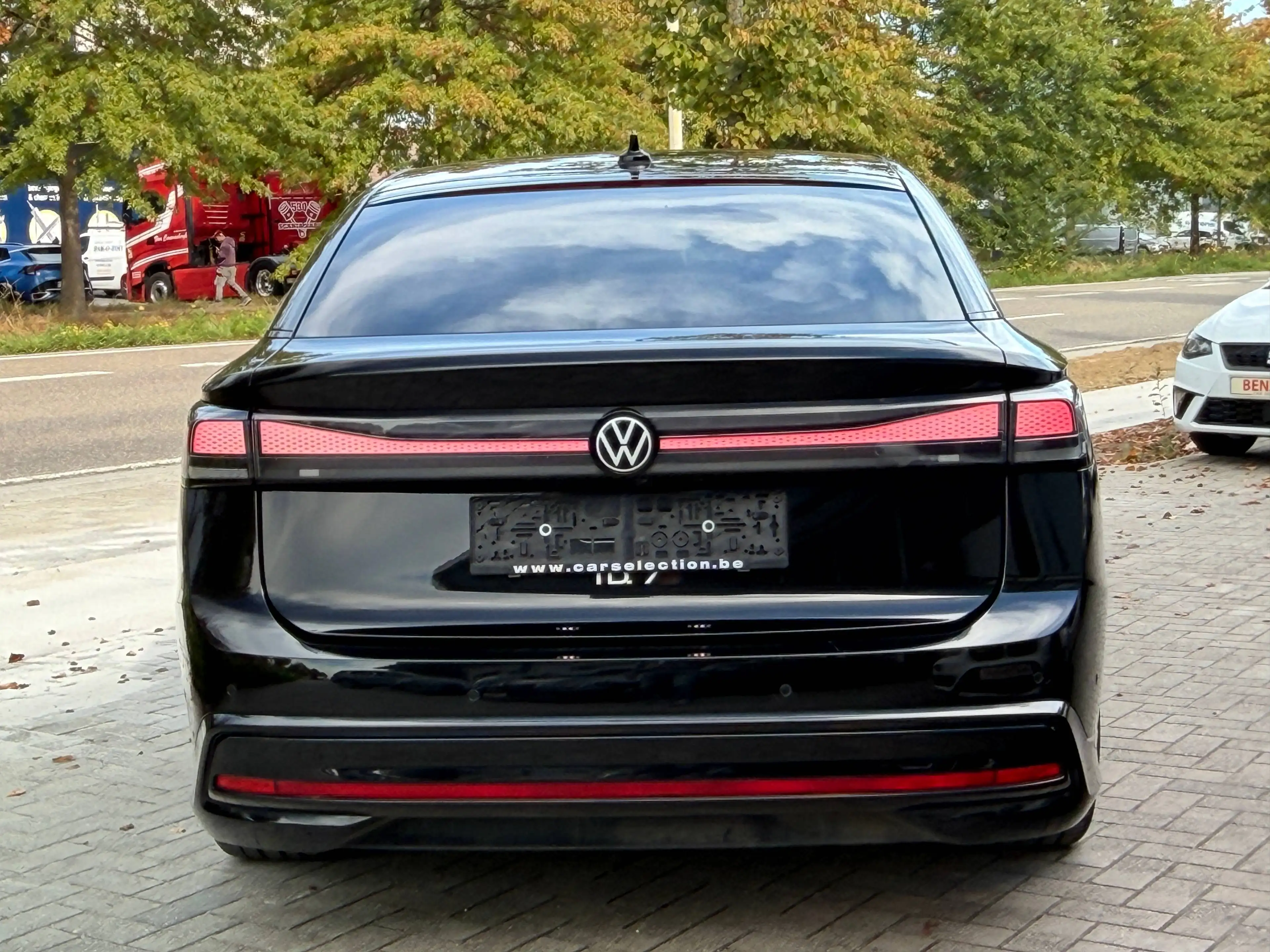 Volkswagen ID.7 Pro 77kWh *soh 97%* Adaptive Cruise, wegklapbare trekhaak, massagezetels enz. — photo 14