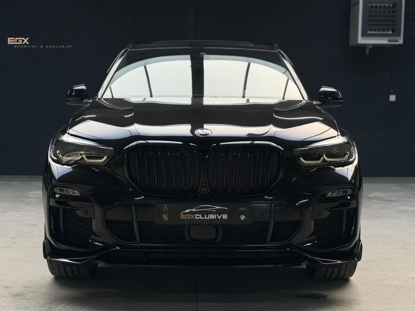 BMW X5 XDrive45e High Executive Pano/Memory/Camera Zwart - 2