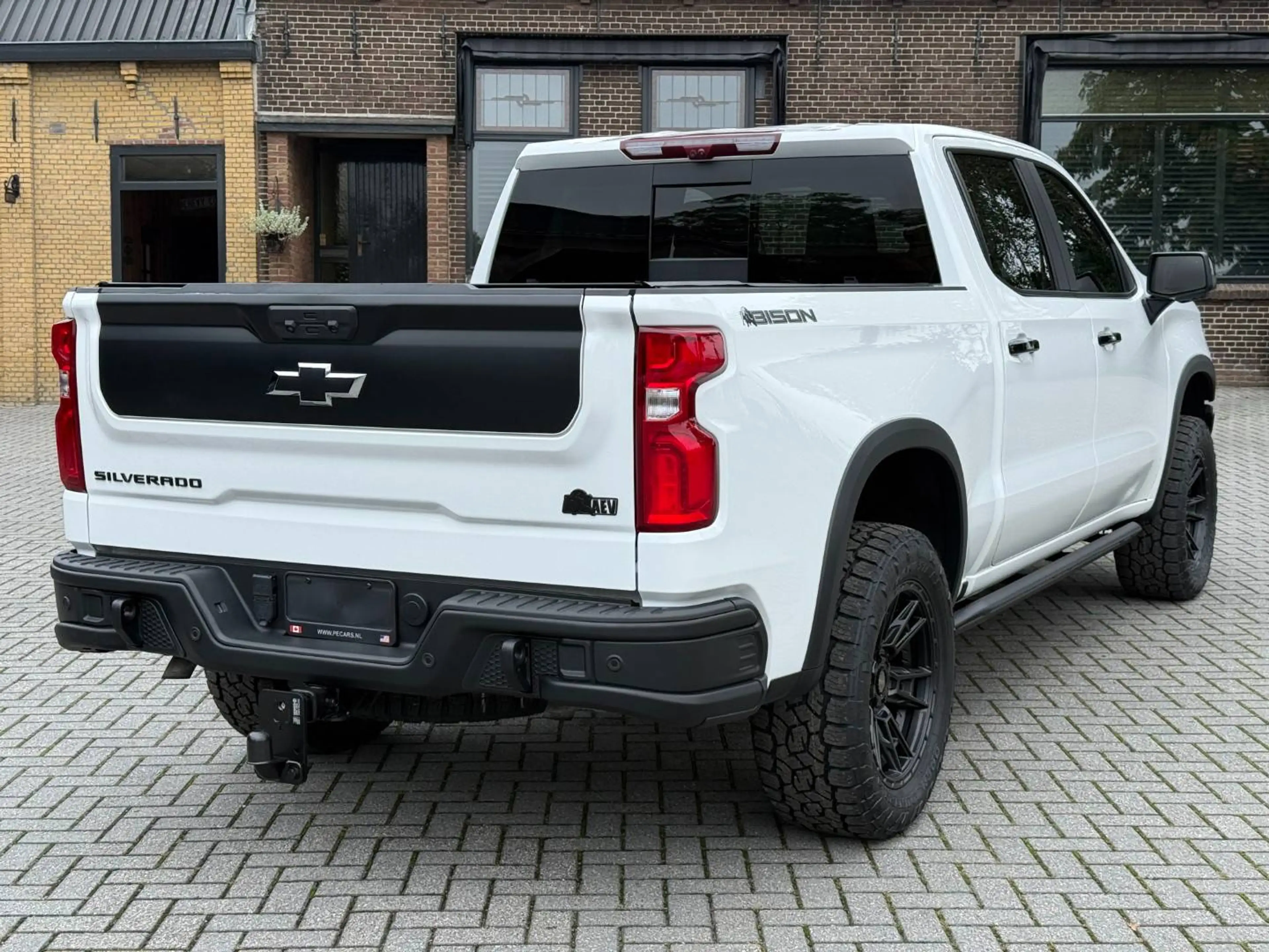 Chevrolet Silverado ZR2 Bison 6.2L V8 Pick-Up Bedrijfswagen — photo 4