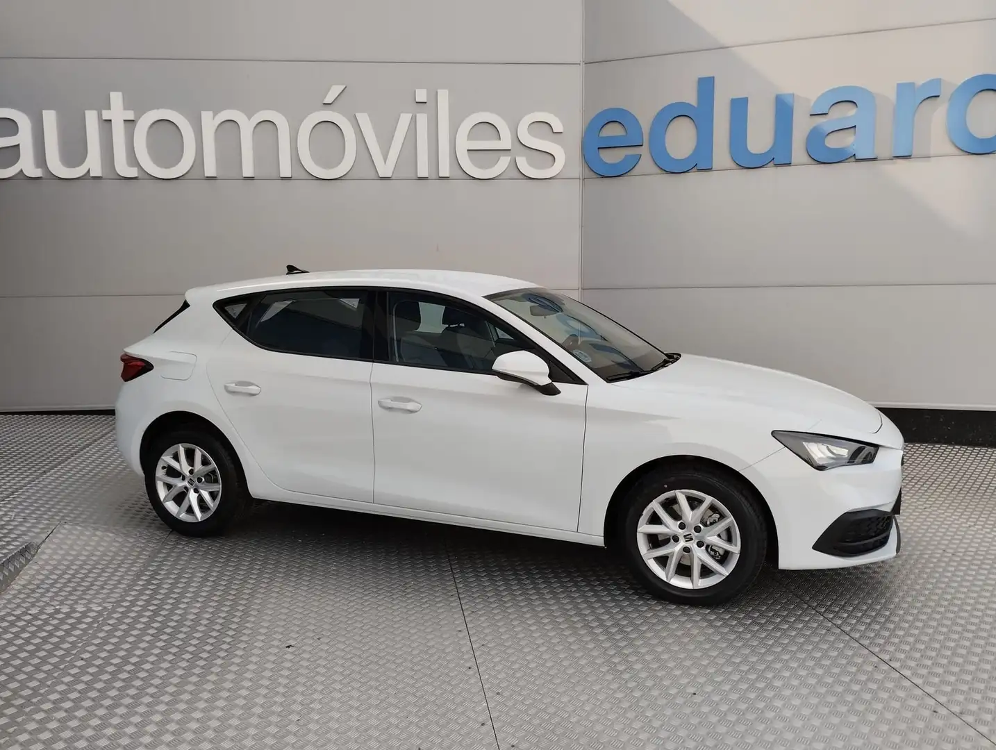 SEAT Leon 1.0 TSI S&S Style XS 110 Bianco - 1