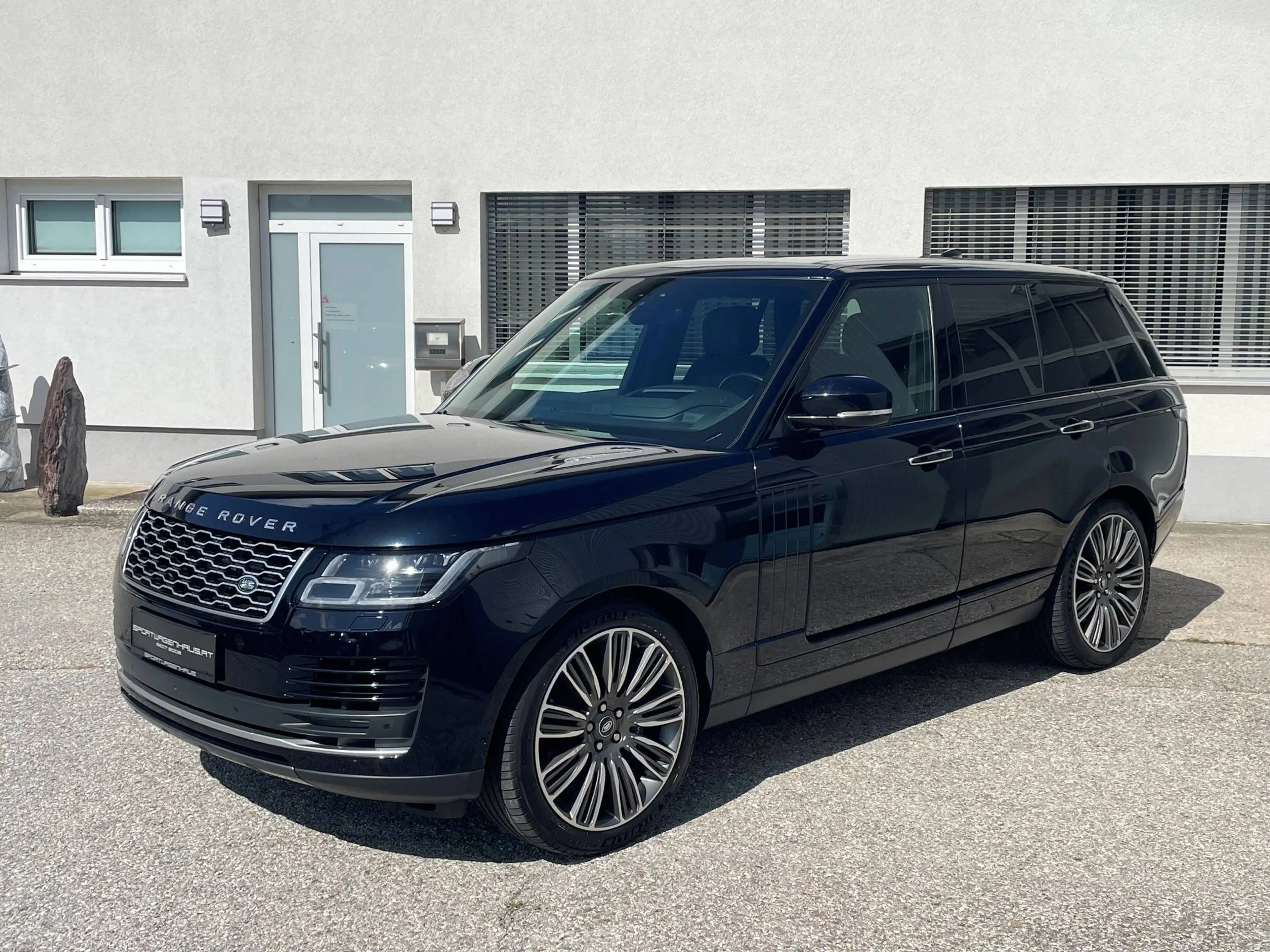 Land Rover Range Rover P525 V8 Autobiography*all Black*MWST ausweisbar — photo 9