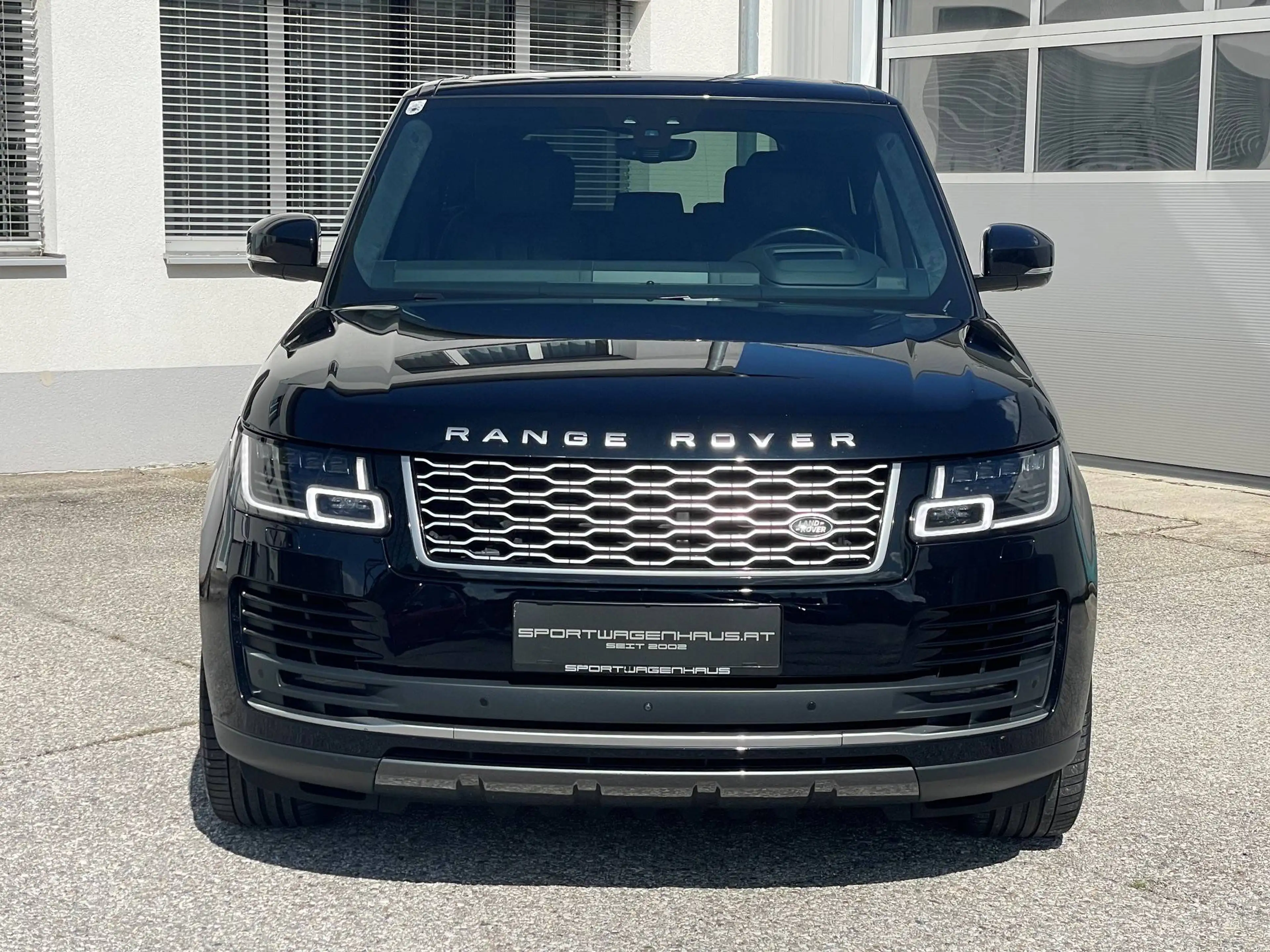 Land Rover Range Rover P525 V8 Autobiography*all Black*MWST ausweisbar — photo 2