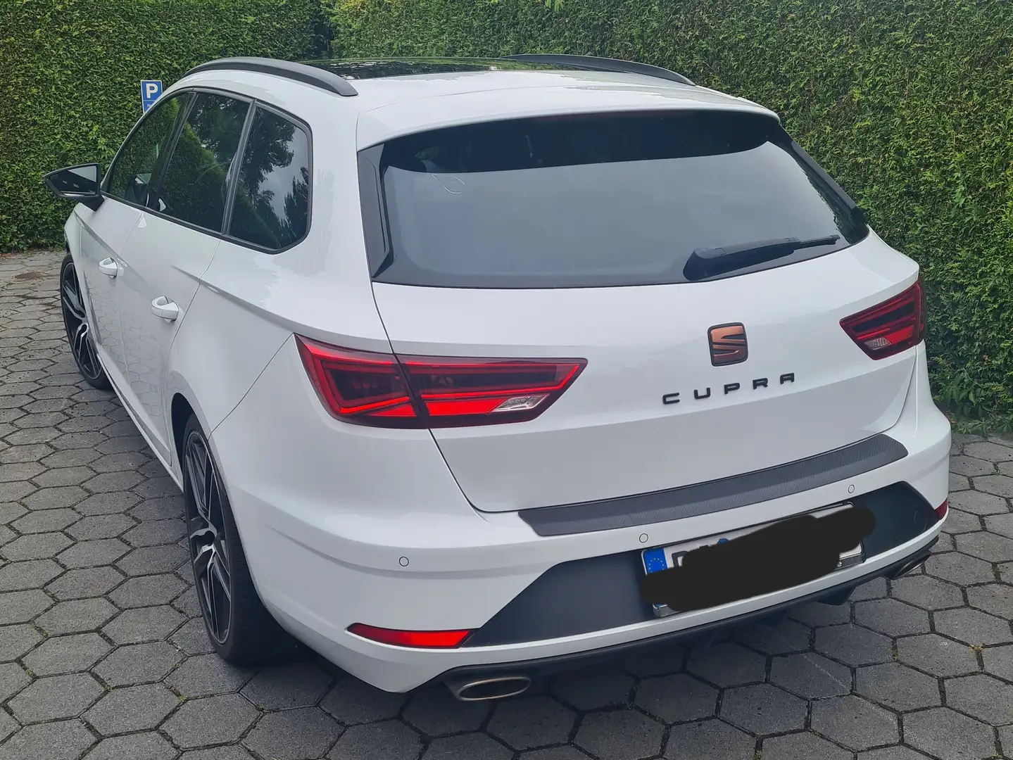 SEAT Leon St cupra 2.0 TSI DSG Start+stopp 4Drive Weiß - 2