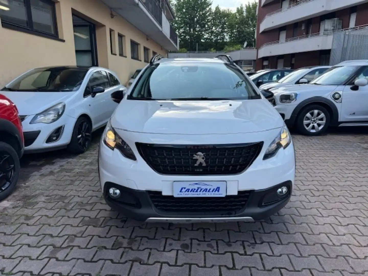 Peugeot 2008 1° serie PureTech Turbo 110 S&S GT Line Bianco - 2